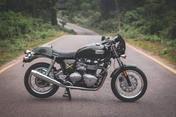 Quelles sont les techniques pour améliorer la précision du levier d'embrayage sur une KTM 790 Duke ?